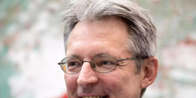 SPD-Fraktionsvize Achim Post: «Werden in diesem und in den nächsten Jahren weiter einen Vorrang für Zukunftsinvestitionen brauchen, um Wirtschaft und Beschäftigung wieder dauerhaft ans Laufen zu bekommen.». Foto: Bernd von Jutrczenka/dpa SPD-Fraktionsvize Achim Post: «Werden in diesem und in den nächsten Jahren weiter einen Vorrang für Zukunftsinvestitionen brauchen, um Wirtschaft und Beschäftigung wieder dauerhaft ans Laufen zu bekommen.». Foto: Bernd von Jutrczenka/dpa