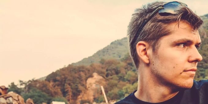 Marco Ruf (24) aus der Region Wohlen ist derzeit zu Fuss unterwegs von Basel nach Chiasso. Marco Ruf Spendenlauf