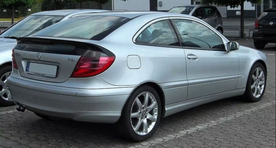 In diesem Mercedes soll der Häfen-Opa geflüchtet sein.