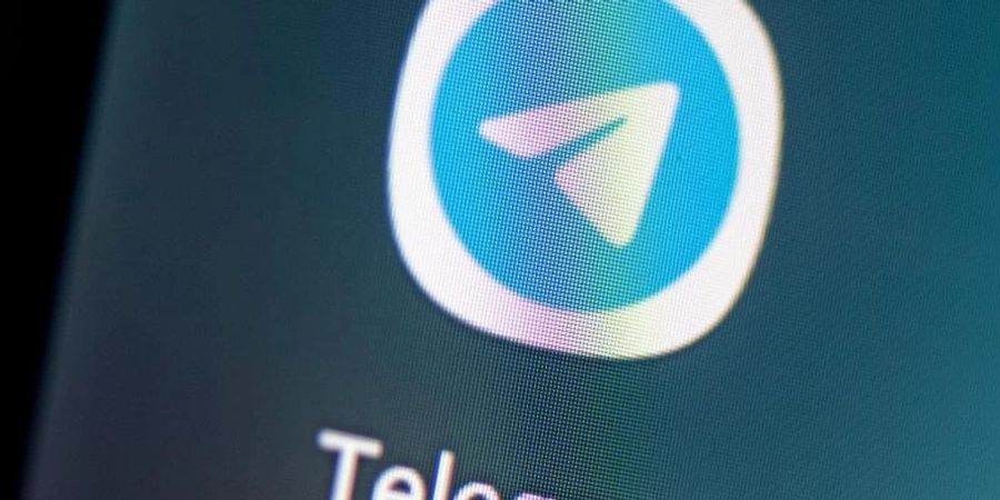 Telegram hat den Ruf, jegliche Inhalte ohne Moderation zuzulassen. Foto: Fabian Sommer/dpa