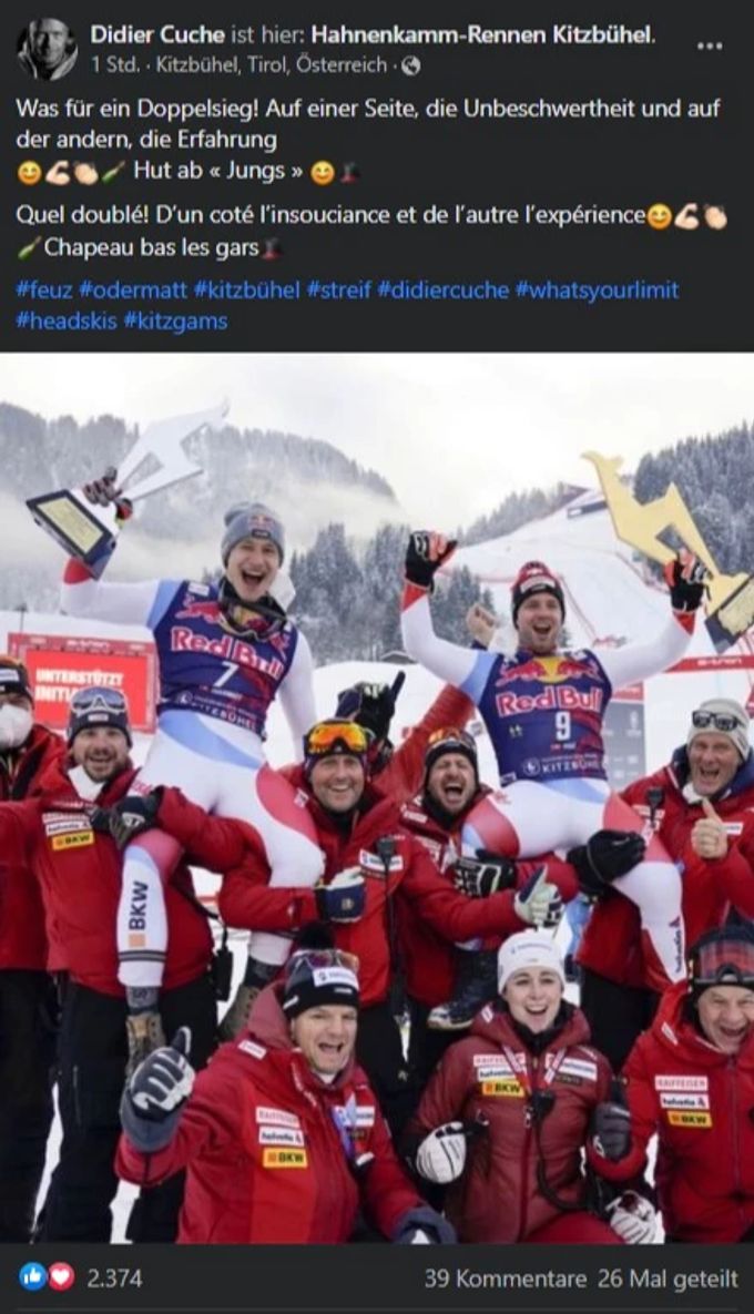 Didier Cuche gratuliert Feuz und Odermatt zum Doppelsieg. Didier Cuche