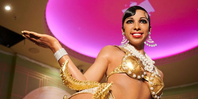 Die Wachsfigur von Josephine Baker bei Madame Tussauds. Die Wachsfigur von Josephine Baker bei Madame Tussauds.