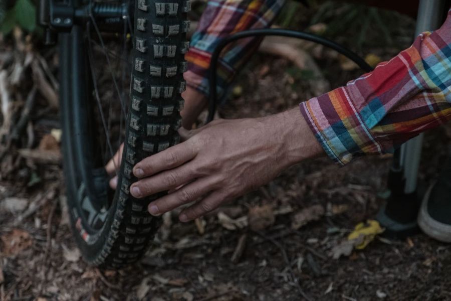 Reifen Velo Bike Wald Hand