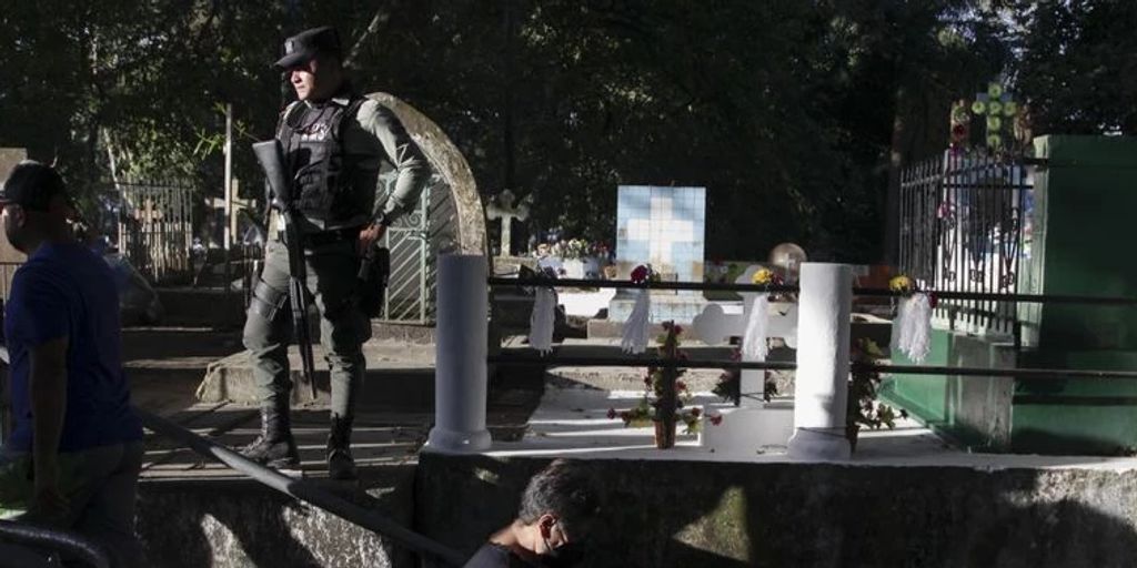 El Salvador Regierung geht vehement gegen Gangmitglieder vor