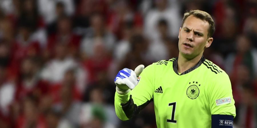 Deutschlands Manuel Neuer (36) leidet an Schulterprobleme.