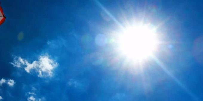 Die Chance auf einige Sonnenstunden ist Samstagnachmittag am grössten (Symbolbild). wetter sonne