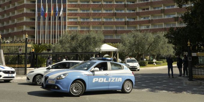 Ein Polizeiauto in Rom. (Archivbild) polizei rom