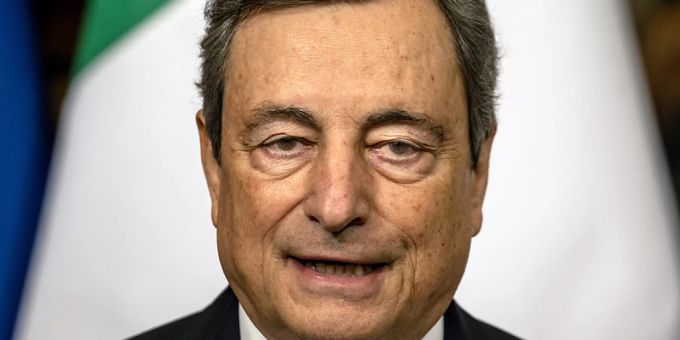 ARCHIV - Mario Draghi, Ministerpräsident von Italien. Foto: Oliver Weiken/dpa ARCHIV - Mario Draghi, Ministerpräsident von Italien. Foto: Oliver Weiken/dpa