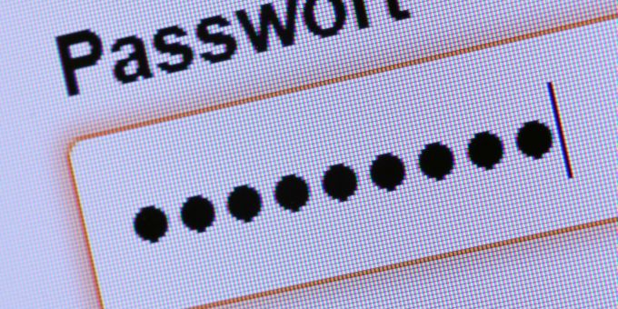 Um sichere Passwörter immer griffbereit zu haben, bieten sich Passwortmanager an. «Stiftung Warentest» hat einige Programme geprüft. Um sichere Passwörter immer griffbereit zu haben, bieten sich Passwortmanager an. «Stiftung Warentest» hat einige Programme geprüft.