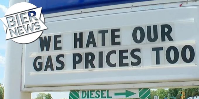 Wie bitte? - US-Tankstelle: «Wir hassen unsere Benzinpreise auch»