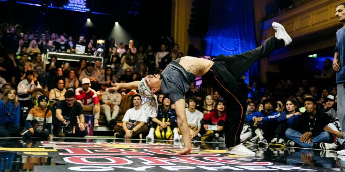 B-Boy Nestor_Sieger Quali Aigle 22 und Quali Genf 21_Red Bull BC One Cypher Switzerland Breakdancer