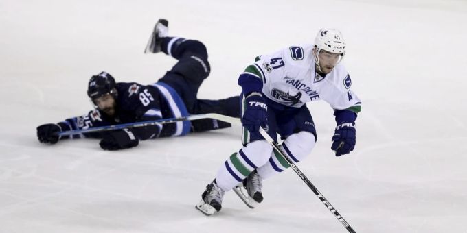 Sven Bärtschi im Dress der Vancouver Canucks. Sven Bärtschi SC Bern