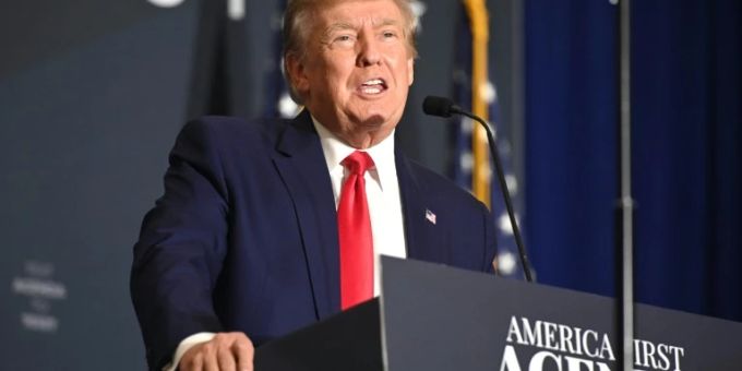 D.C.-Rückkehr - Trump macht wieder Andeutungen über mögliche Kandidatur