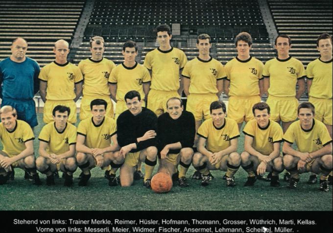 Walter «Killy» Widmer (unten, dritter von links) auf dem Teambild von YB in der Saison 1966/67. YB