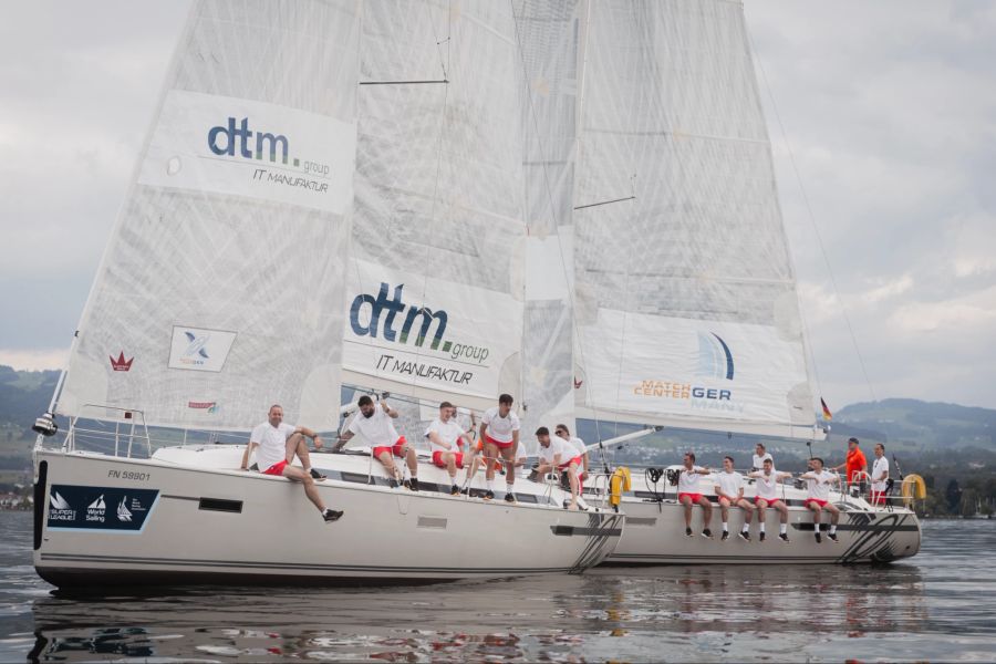 Bei der Regatta sind Überholmanöver inklusive.