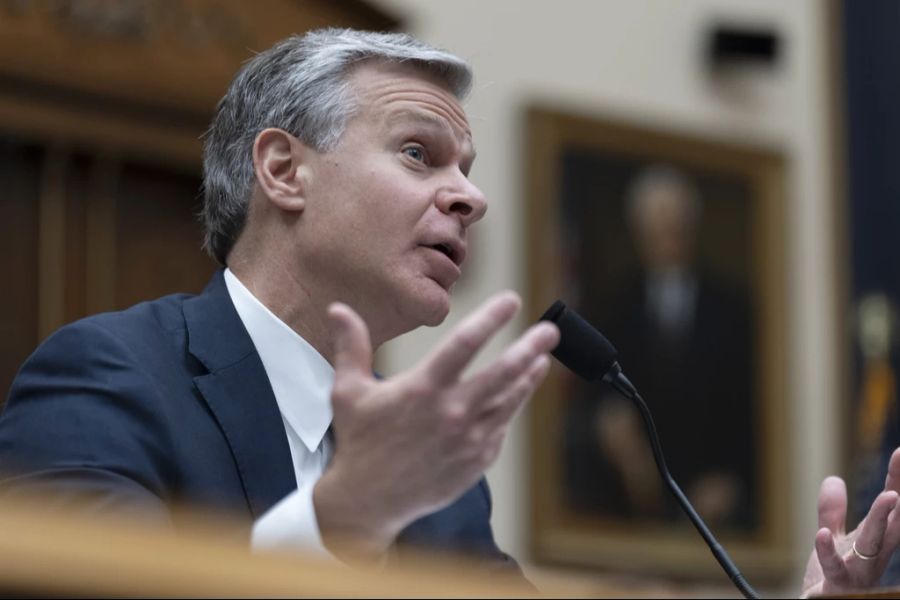 FBI-Chef Christopher Wray spricht vor einem Justizausschuss über das Attentat auf Donald Trump.