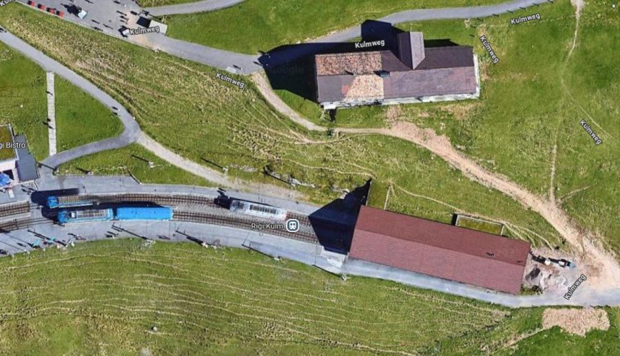 «Hinten stand noch eine Bahn, darum fanden die es ganz Interessant, Fotos zu machen zusammen mit den Leuten», sagt er.