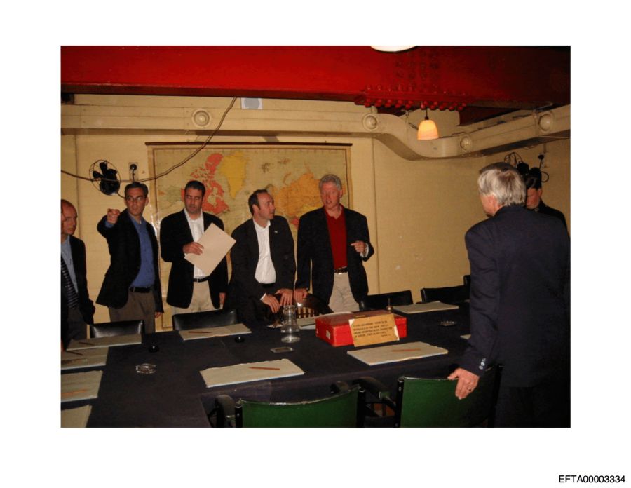 Auch Kevin Spacey (hier neben Clinton) kommt in den Epstein-Akten vor.