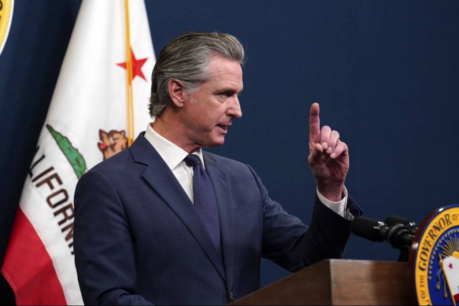 Newsom kritisiert unter anderem den Einsatz von Nationalgardisten gegen den Willen demokratisch regierter Städte.
