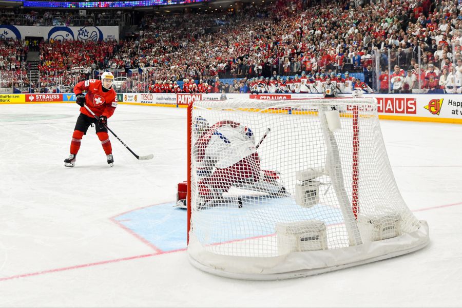 Philipp Kurashev SLAPSHOT