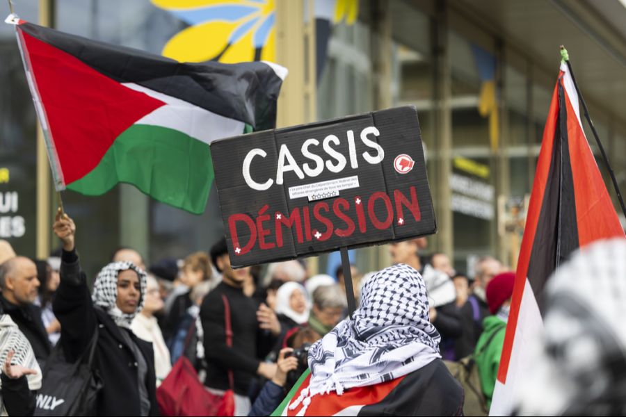 Der Bundesrat lehnt eine Anerkennung Palästinas ab, trotz Protesten.