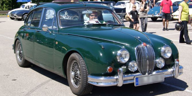 Jaguar Mark 2