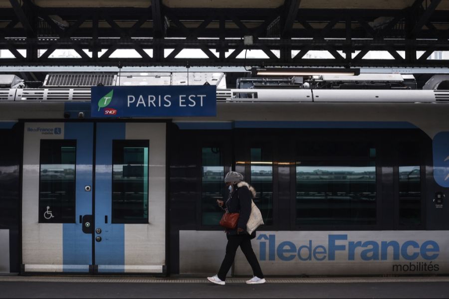 Auf einer Zugfahrt von Paris nach Vennes kam es kürzlich zu einer kuriosen Situation. (Archivbild)