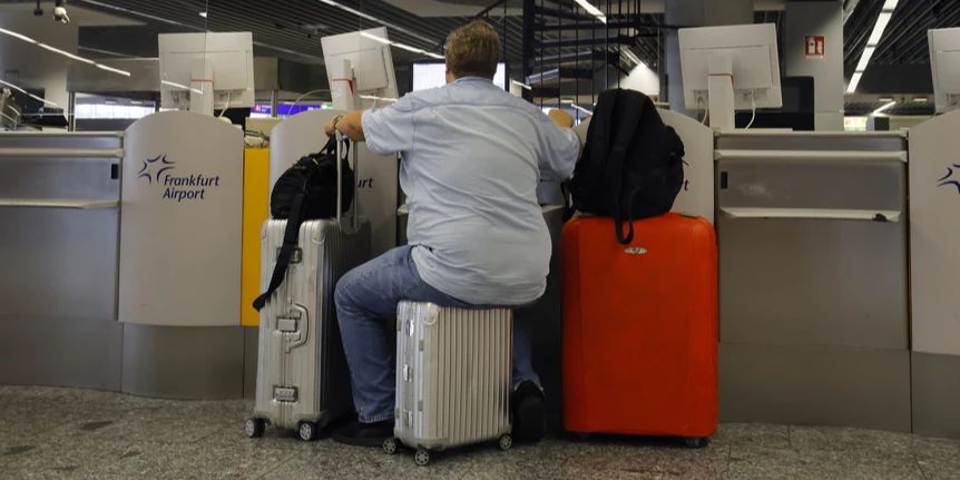 Passengers in Spain collapse due to huge delays