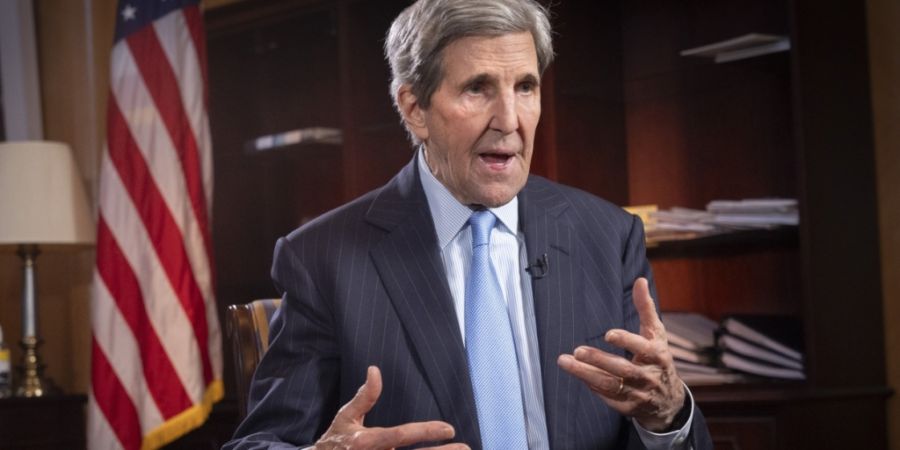 Der frühere US-Aussenminister John Kerry sieht Chancen bei nachhaltigen Investitionen. Unter anderem die Energiewende schreite voran. (Archivbild)