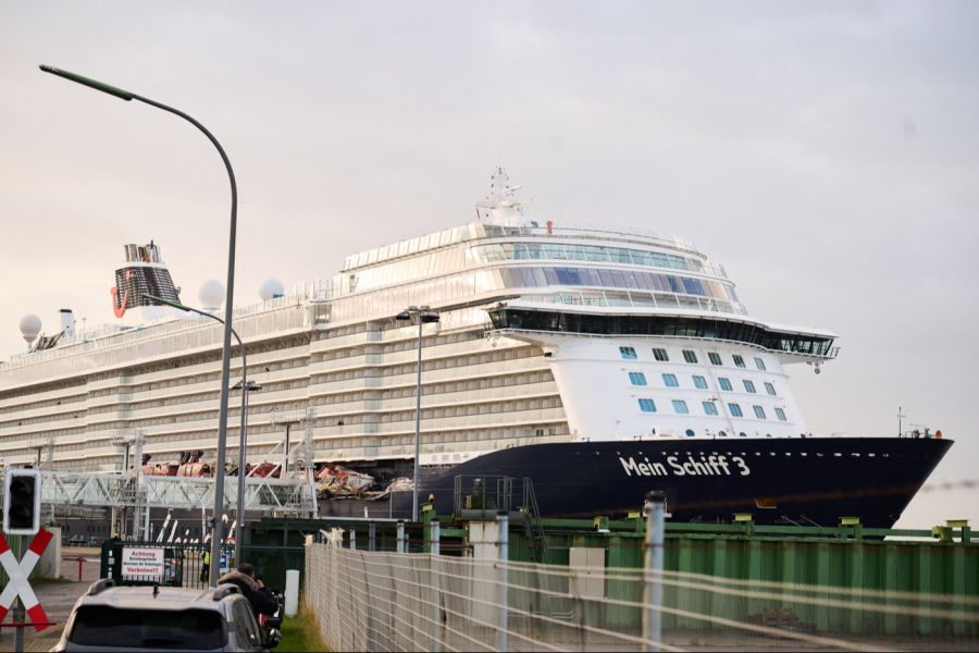 TUI Cruises bestätigt einen Zusammenstoss mit einem Containerschiff.