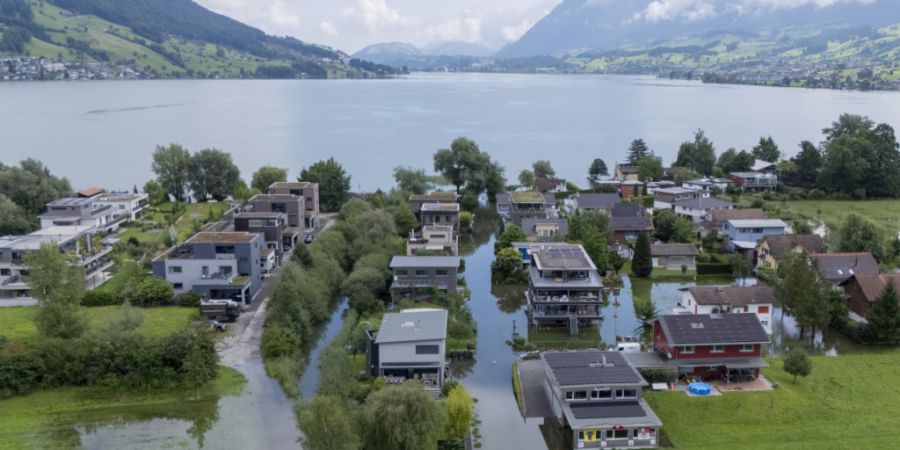 Überschwemmungen, Hitzewellen oder Stürme: Extremwetterereignisse als Folge des Klimawandels bedrohen einen Viertel der Firmen im deutschsprachigen Raum. (Archivbild)