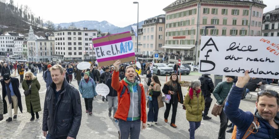 Ein Aufeinandertreffen mit der Gegendemonstration konnte verhindert werden.