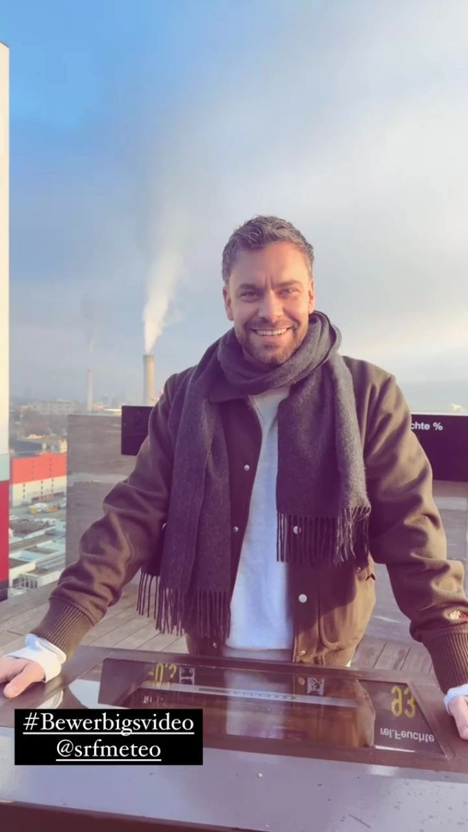 Strahlt über beide Ohren, während er sich schmunzelnd bei SRF Meteo bewirbt: Noch-«G&G»-Moderator Michel Birri. Michel Biri SRF Meteo