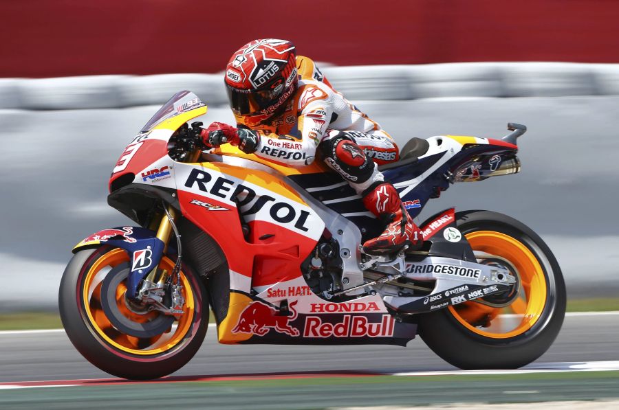 2015 stieg Red Bull bei Repsol-Honda als Sponsor ein. Marquez verpasste den Titel als WM-Dritter.