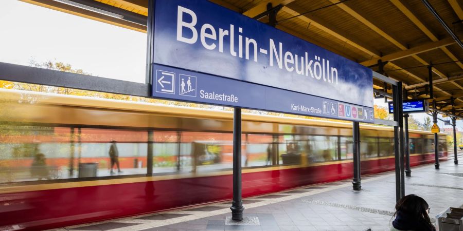 Die Kontrolle fand im Oktober am S-Bahnhof Neukölln statt. (Archivbild)