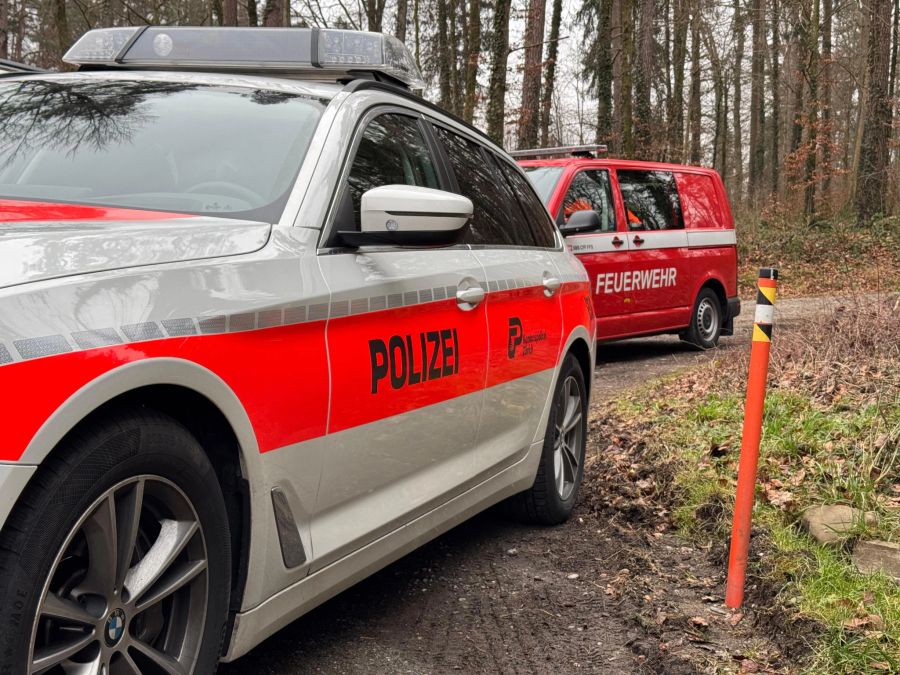 Die Polizei und die Feuerwehr rückten aus.