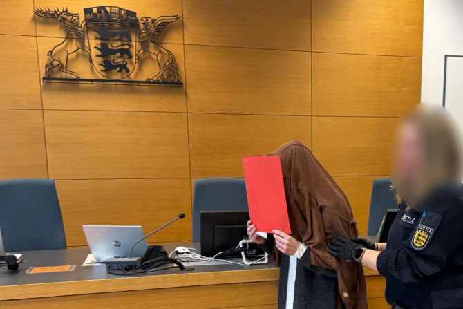 lehrerin Landgericht Heidelberg