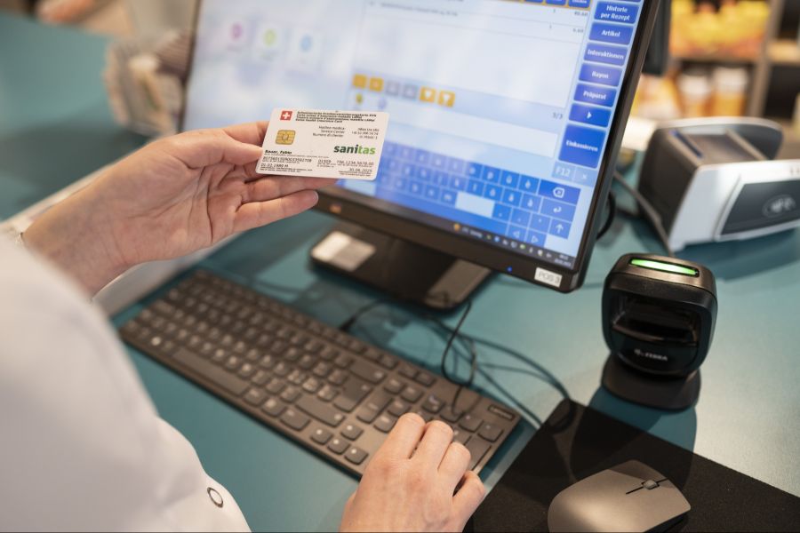 «Danke, dass Sie uns Ihr Vertrauen schenken!», schreibt die Krankenkasse Sanitas in einem Brief an A.F.*