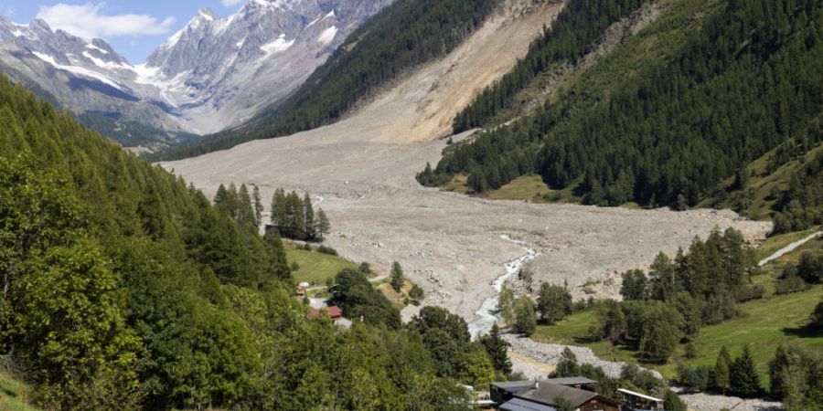 Das Dorf Blatten wurde am 28. Mai 2025 nach einem Gletscherabbruch unter Eis- und Schuttmassen begraben. (Archivaufnahme vom September 2025)