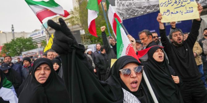 Iran Teheran Bevölkerung Regierungsanhänger