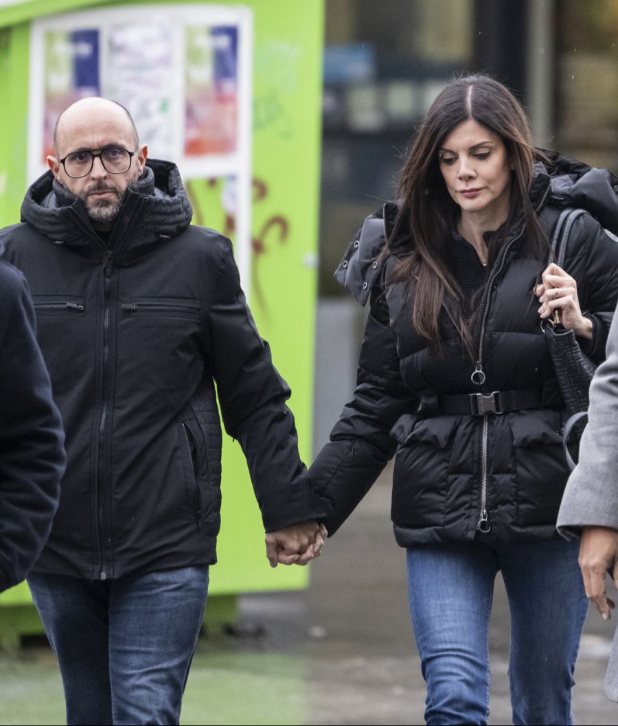 Eine Rotlicht-Grösse aus der Westschweiz lieh ihnen 50'000 Franken für die Renovation des «Le Constellation» – und kam zur Eröffnungsfeier.