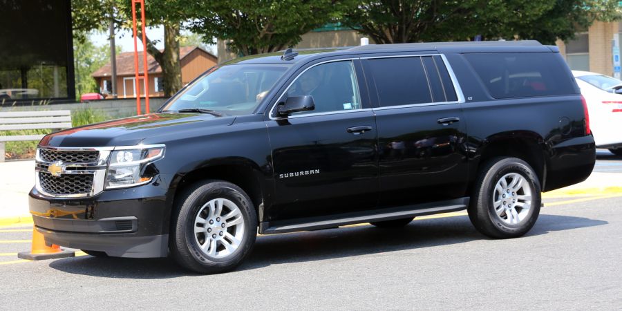 Chevrolet Suburban 2015