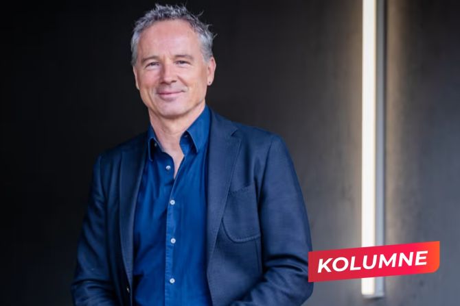 Ueli Schmezer