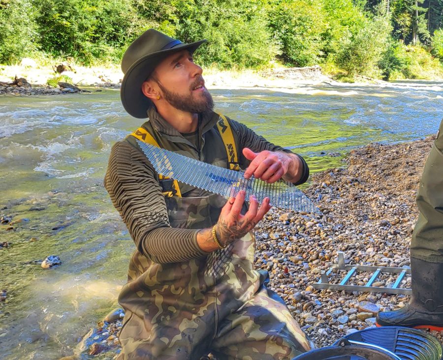 Patrick Süss bietet Goldsuch-Workshops an und ist selbst leidenschaftlicher Goldsucher.