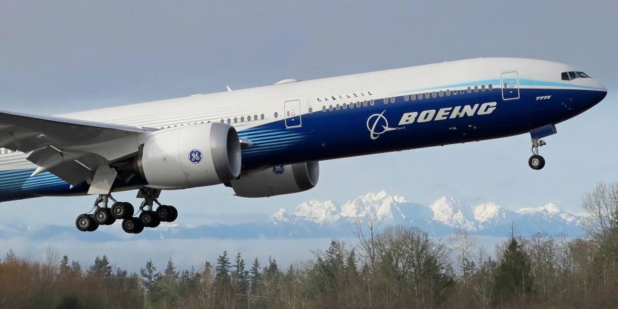 Die 777X ist als Nachfolgerin des bei Airlines populären Langstrecken-Modells Boeing 777 gedacht. (Archivbild)