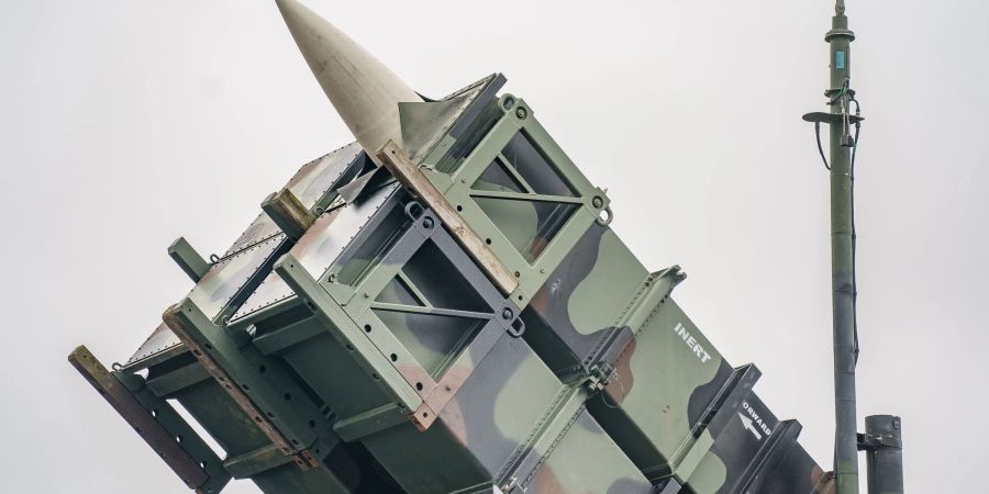 Die USA genehmigen die Auslieferung von Patriot-Raketen an Deutschland.