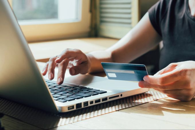 Fake-Shops sind nicht immer sofort erkennbar, achten Sie auf verschiedene Hinweise. Fake-Shops