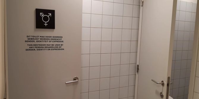 Toilette weiss Tür Symbol