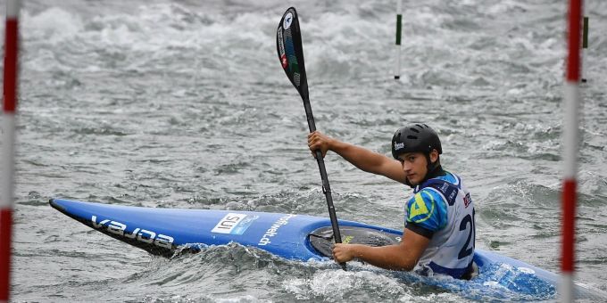 Der Binzer Noa Mathis zeigte bei den Schweizer Meisterschaften 2024 im Kanu eine überzeugende sportliche Leistung. Kanu