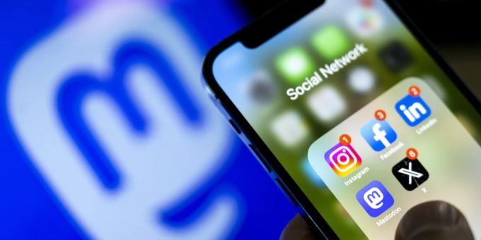 Facebook und Co. werden in den USA erneut mit Vorwürfen konfrontiert. USa